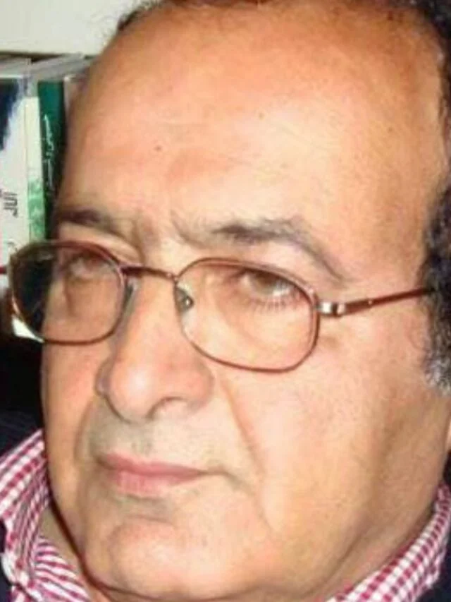 اصغر آهنین: دستمال گلدار